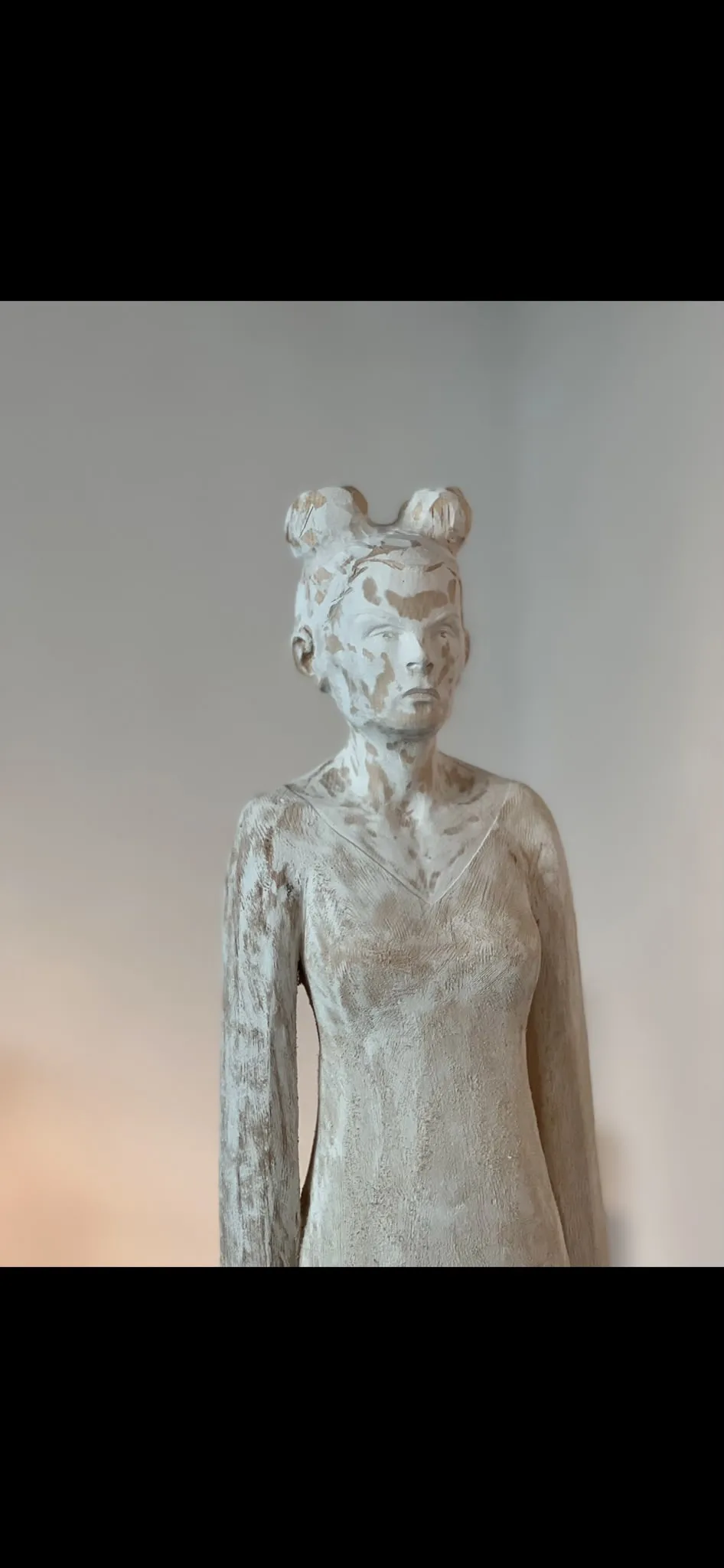 Skulptur in der Ausstellung Tubla Da Nives 2022